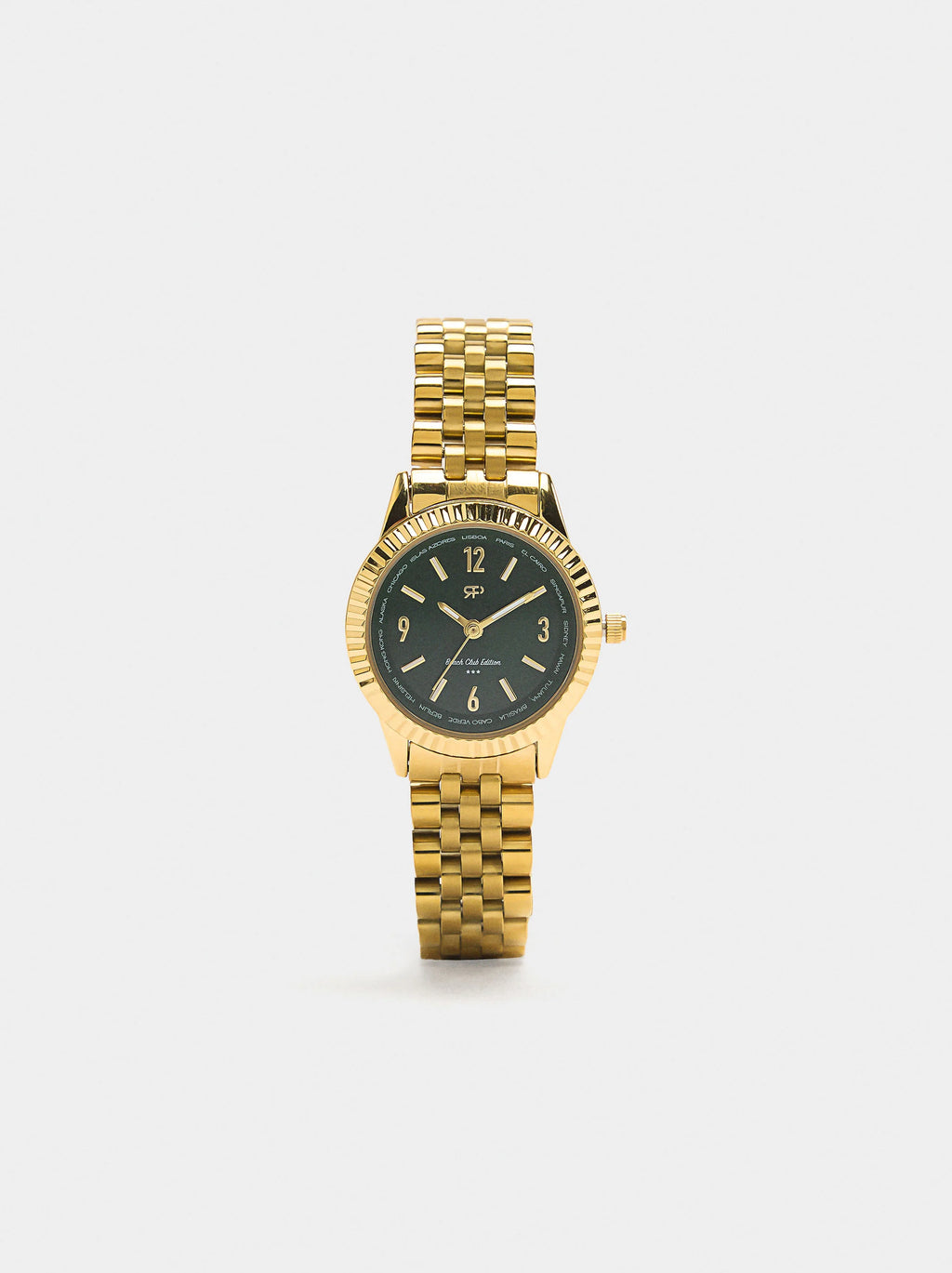 Round watch with stainless steel bracelet