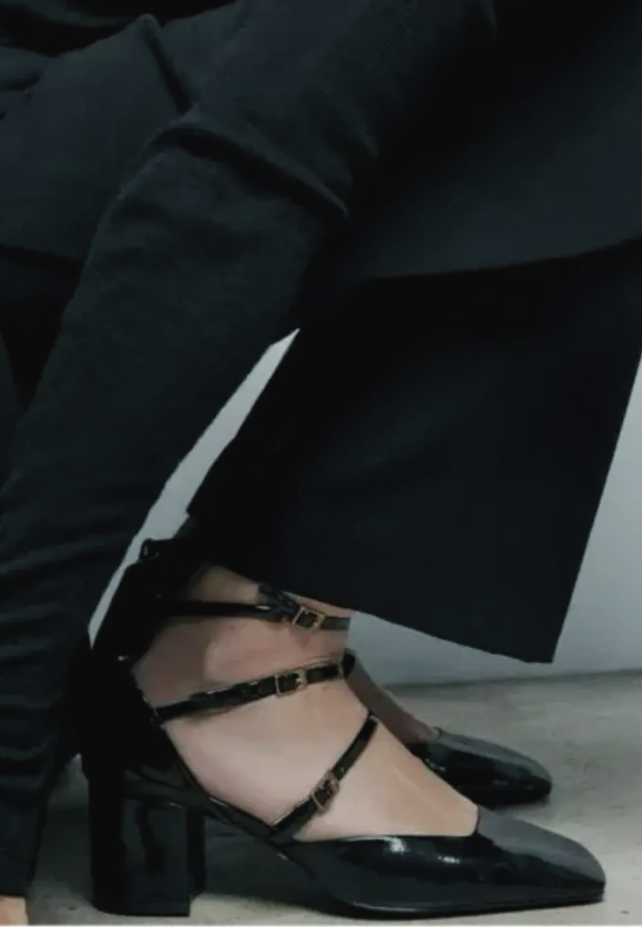 ZARA Buckled block heel shoes