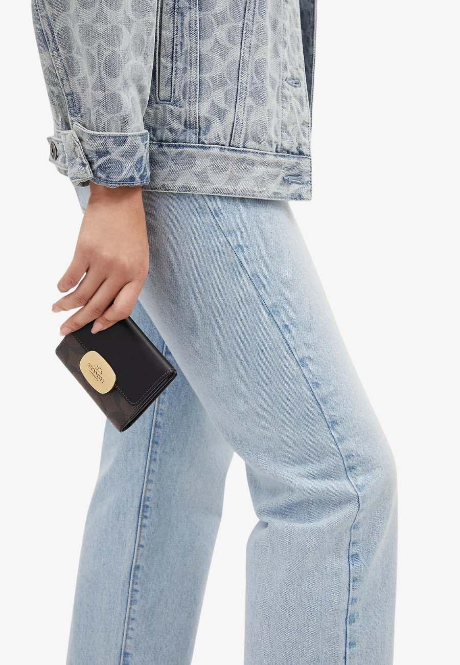 Coach Eliza Small Wallet in Signature Canvas