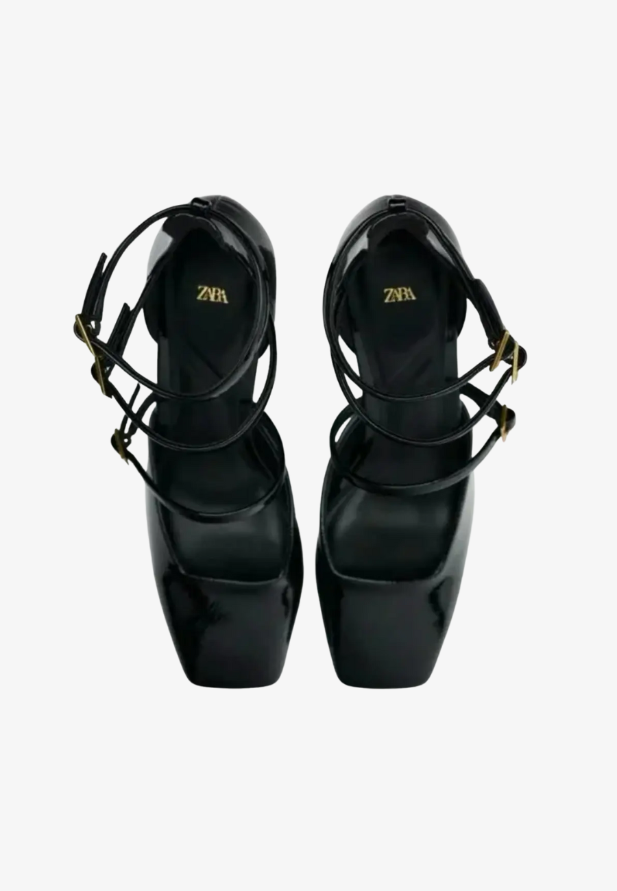 ZARA Buckled block heel shoes